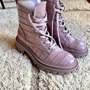 NWT Schutz Women’s Pink Combat Boots Size 7 1/2